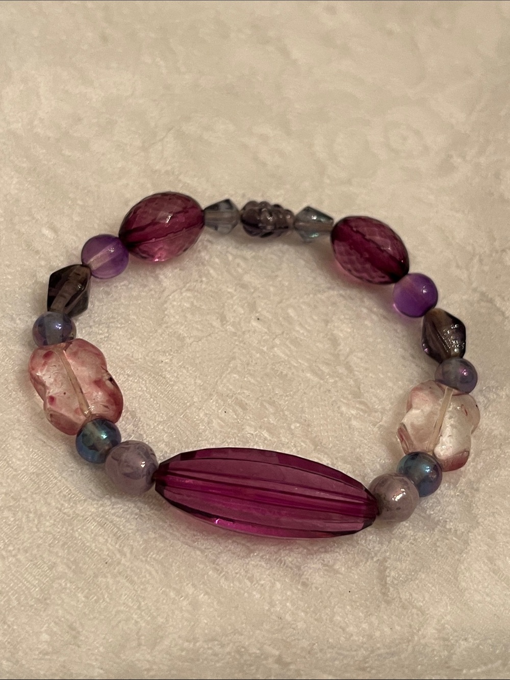 Stretch Beaded Bracelet in Purple and Pink